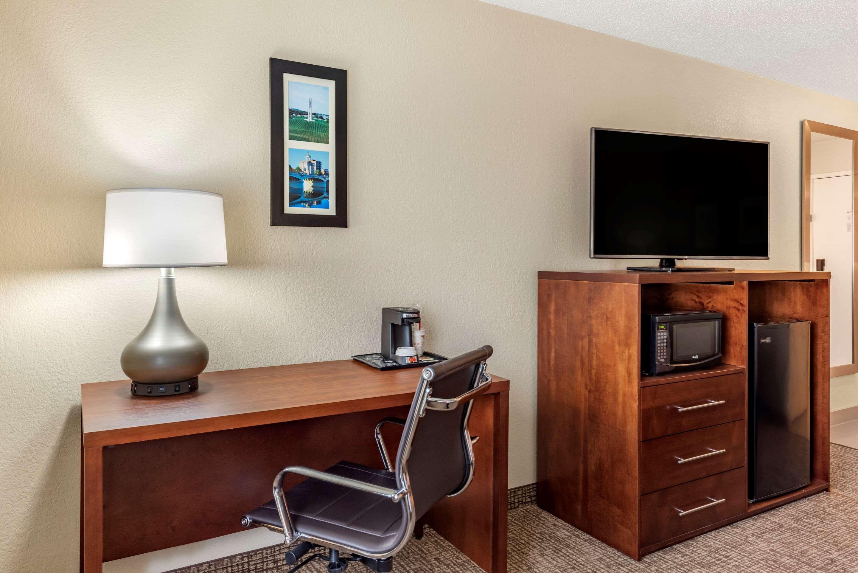 Comfort Inn & Suites Middletown - Franklin Bagian luar foto
