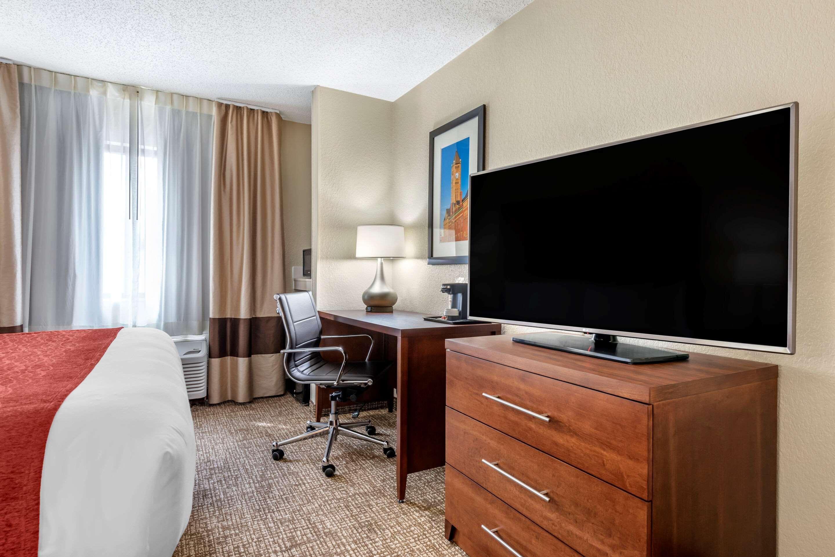 Comfort Inn & Suites Middletown - Franklin Bagian luar foto