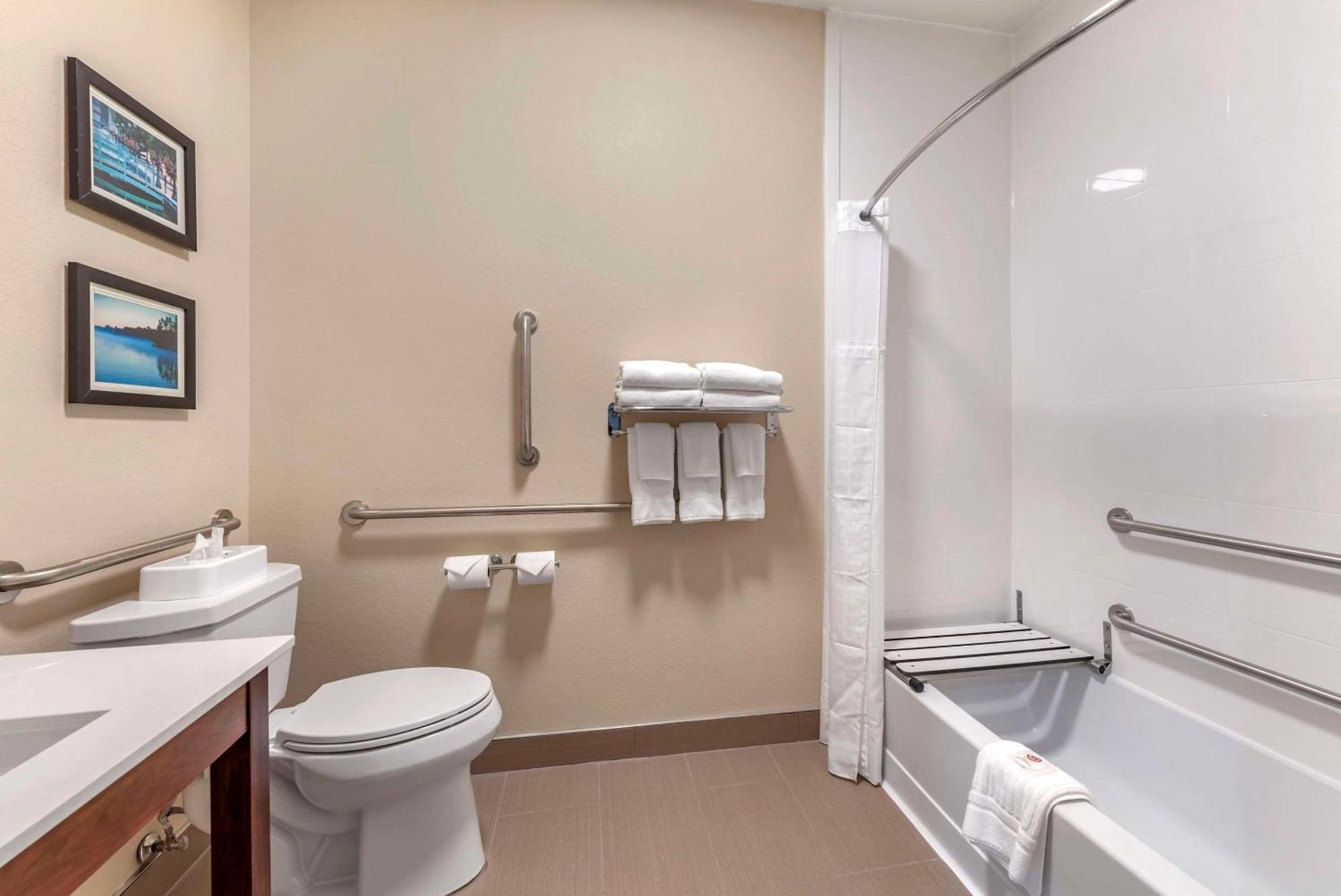 Comfort Inn & Suites Middletown - Franklin Bagian luar foto