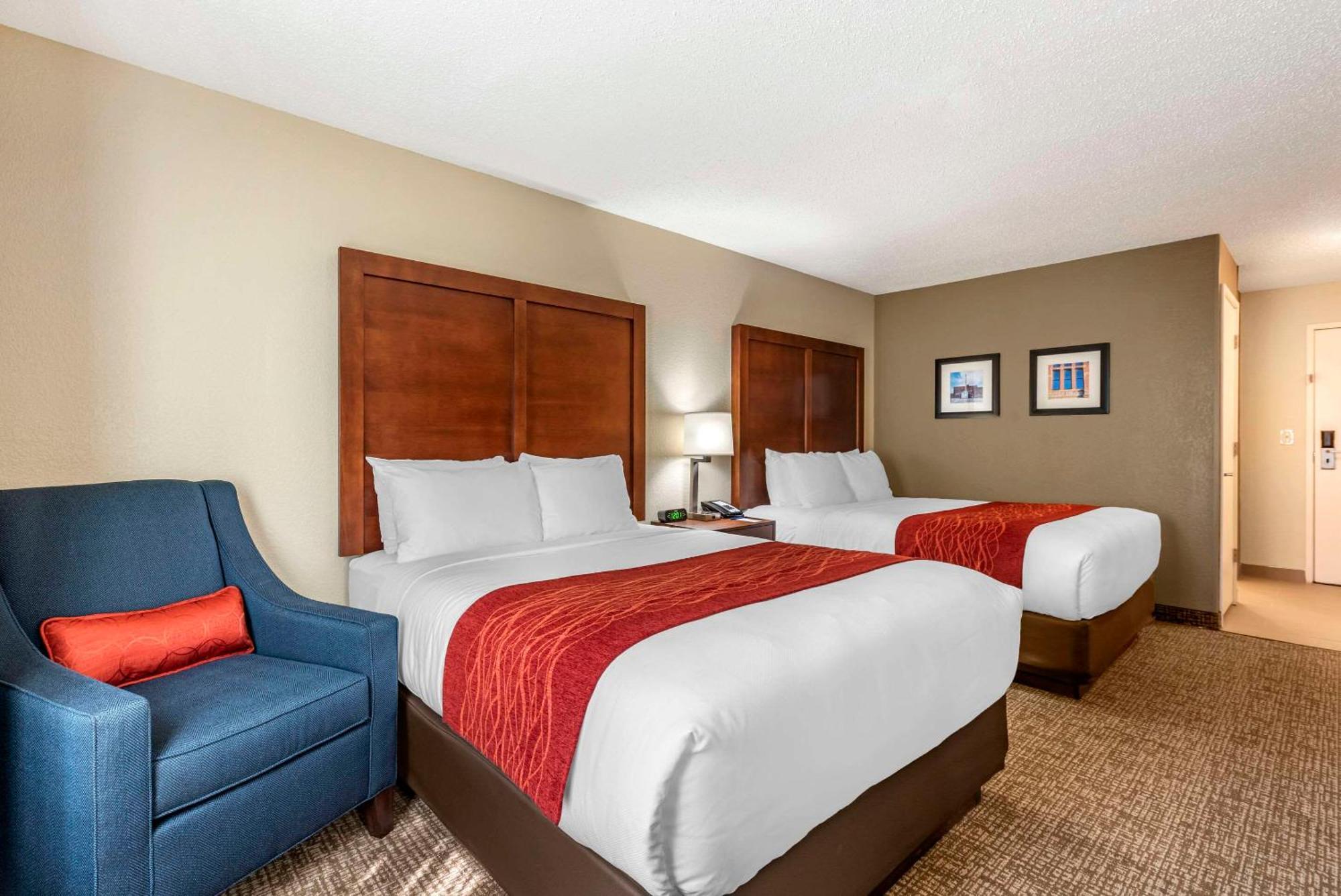 Comfort Inn & Suites Middletown - Franklin Bagian luar foto
